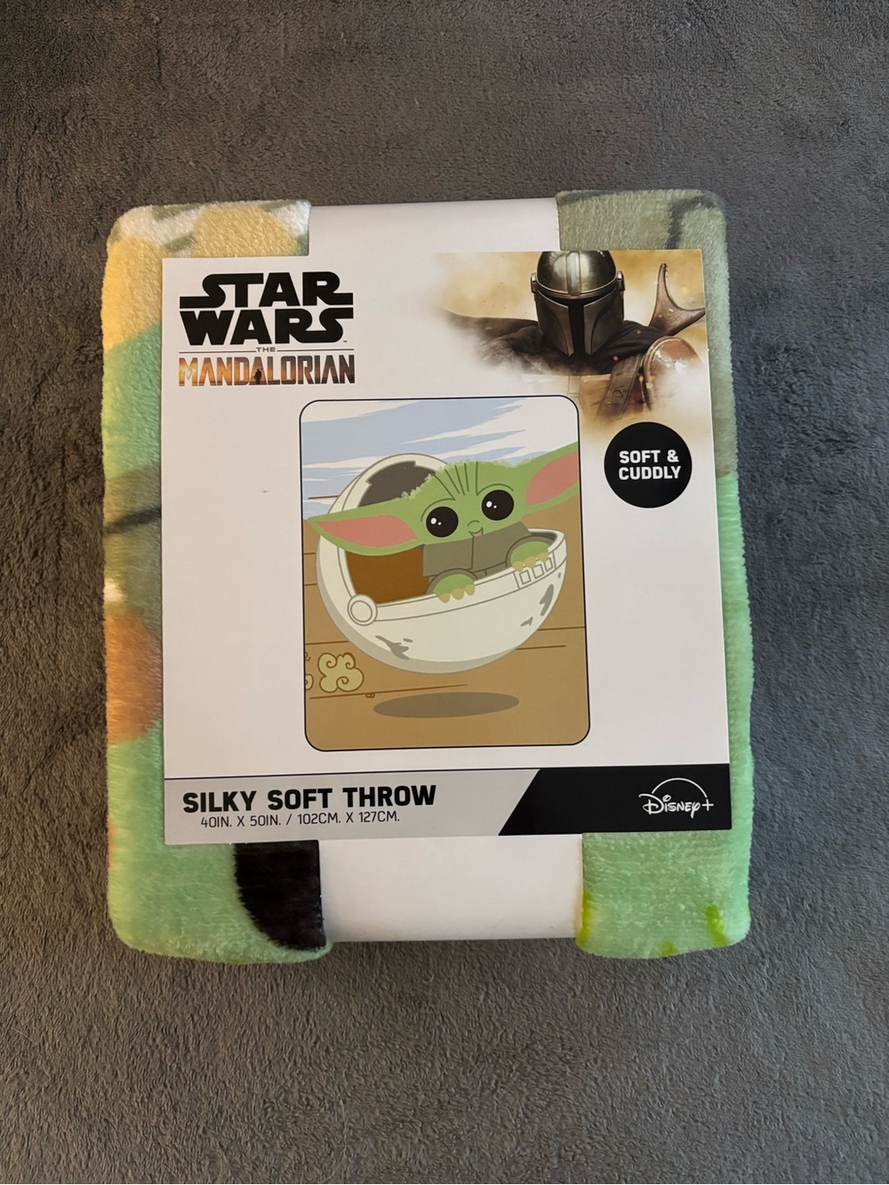 Star Wars The Mandalorian 'The Child' Grogu Throw Blanket